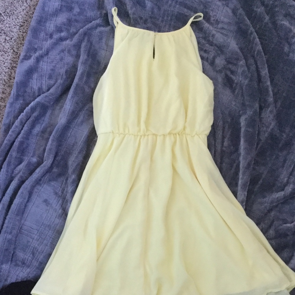 Yellow dress